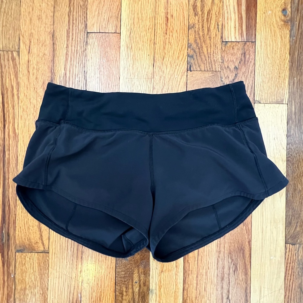 Lulu Lemon Shorts - black, lined